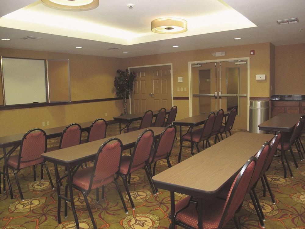 La Quinta By Wyndham Lawton / Fort Sill Exterior photo