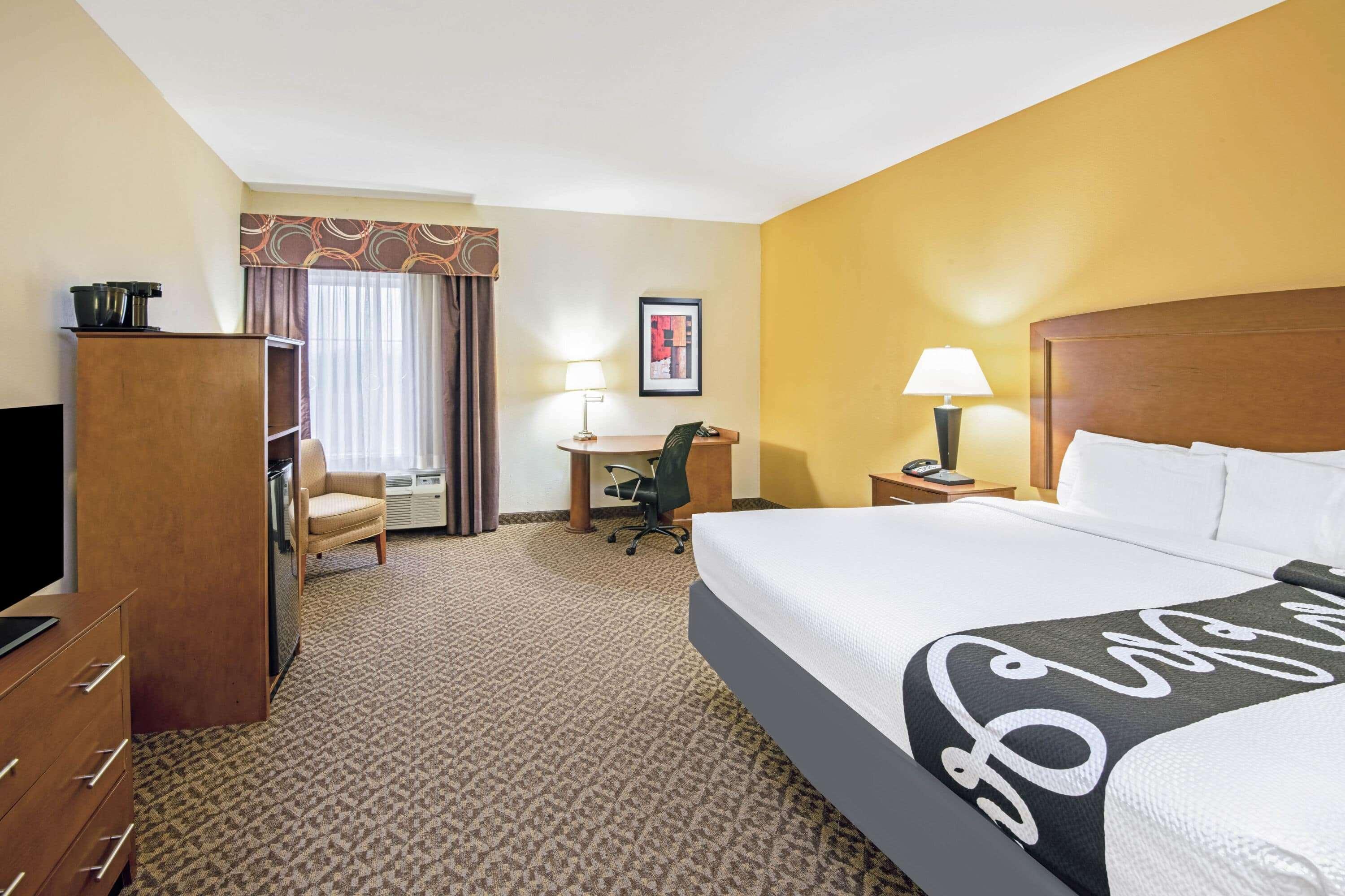 La Quinta By Wyndham Lawton / Fort Sill Exterior photo