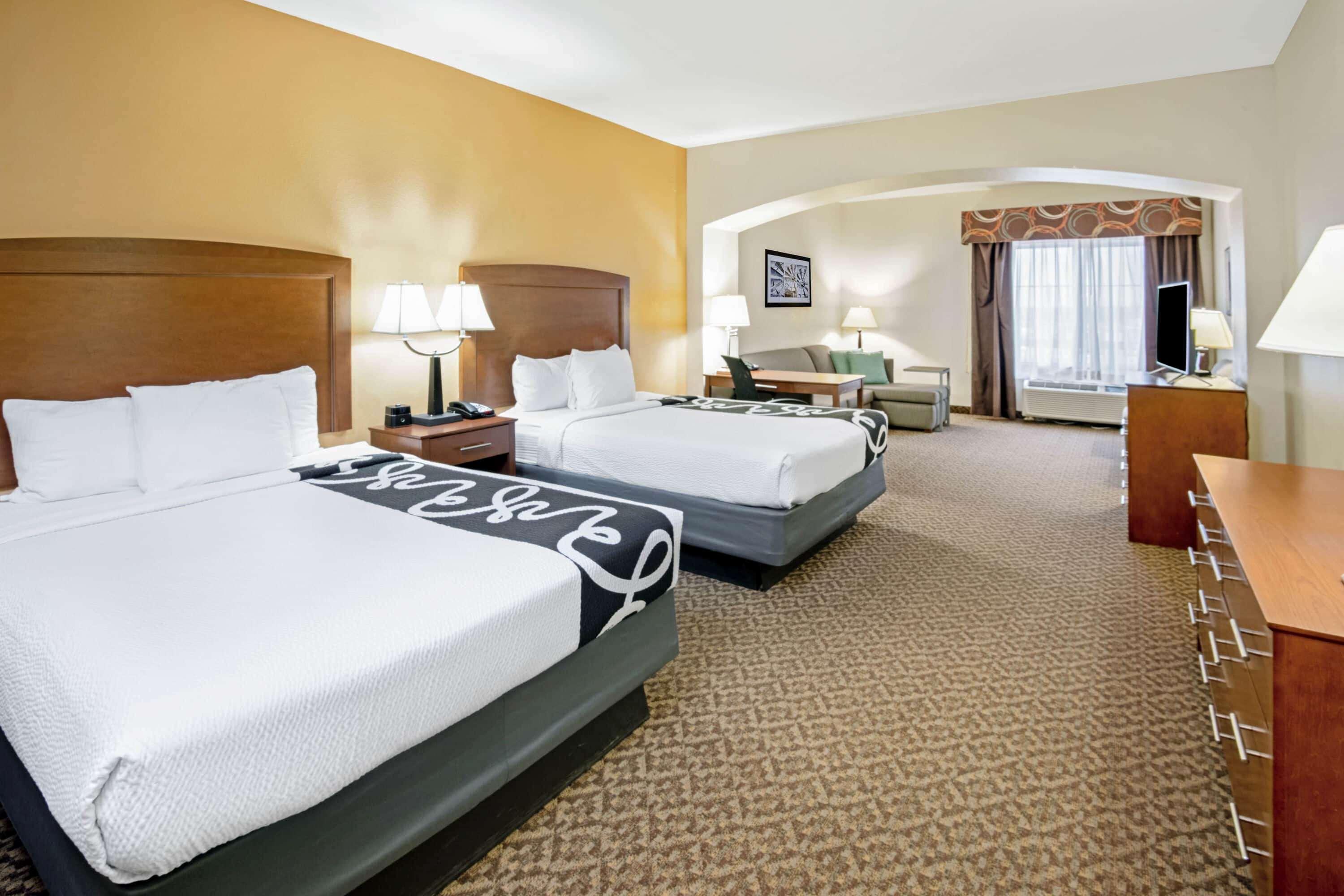 La Quinta By Wyndham Lawton / Fort Sill Exterior photo